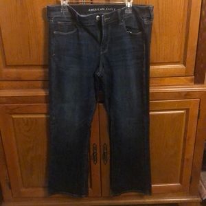 American Eagle 🦅 Skinny Kick Jeans
